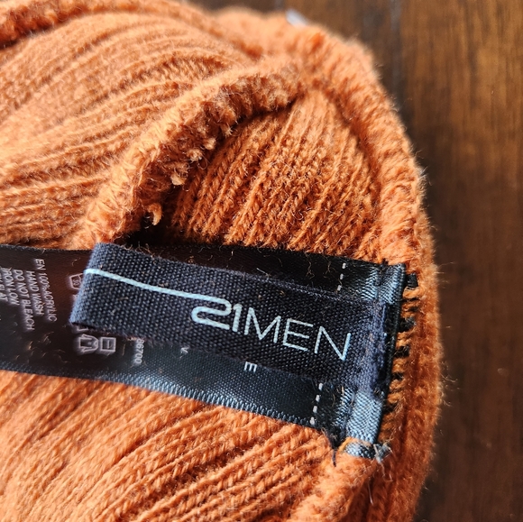 21Men - Forever21 Men's Knit Beanie - Picture 3 of 3